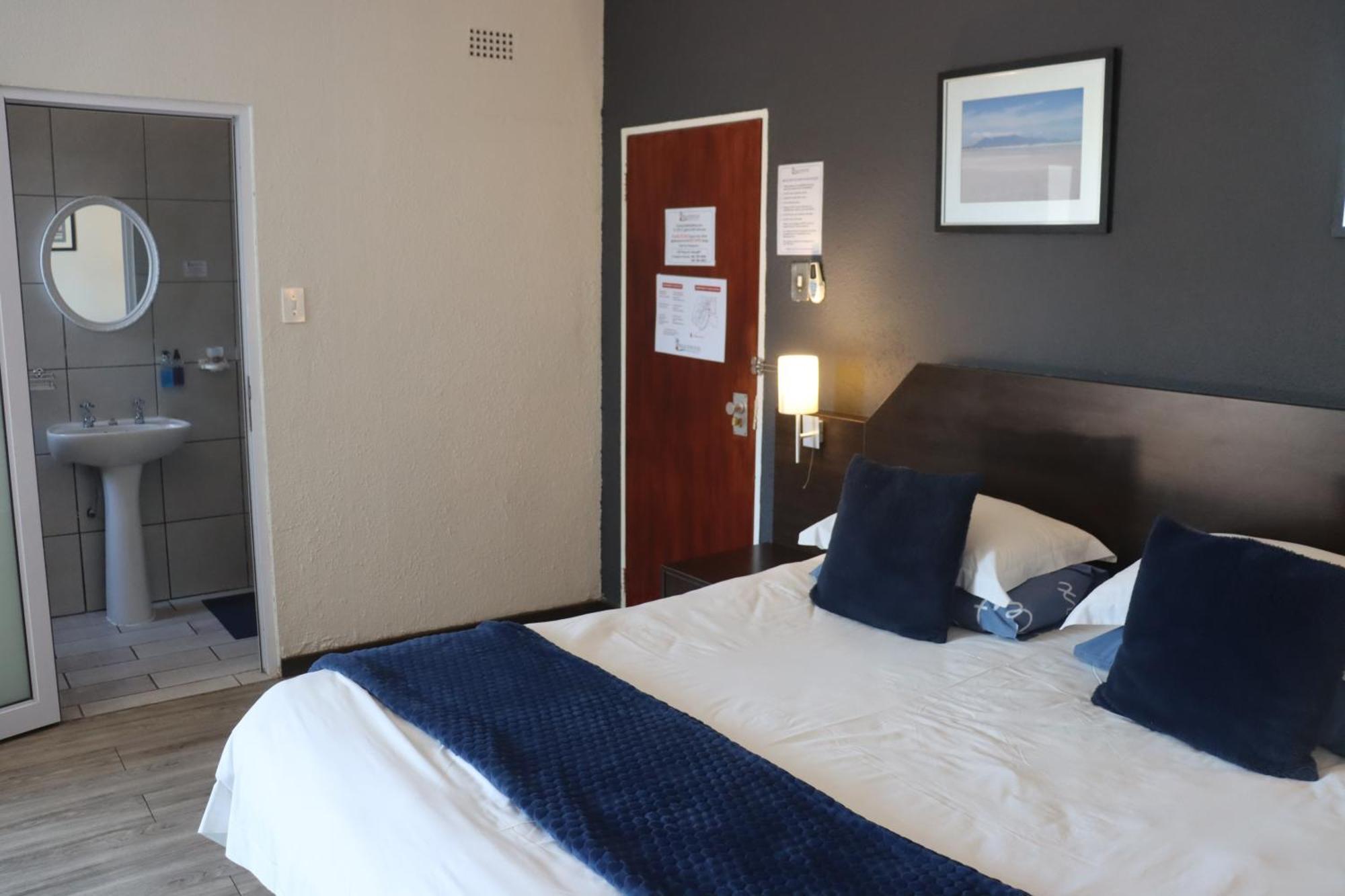 Beachwood Inn Melkbosstrand Cape Town Ngoại thất bức ảnh